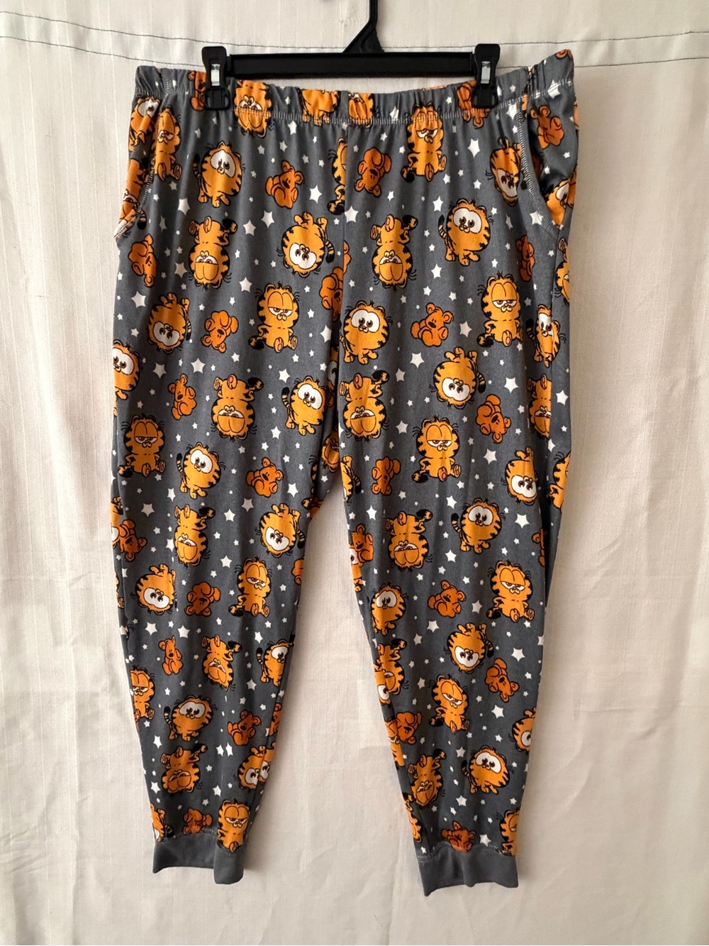 Garfield women’s Size XL Gray Pajama Joggers Elastic Waist Cuffs NWOT(A604)